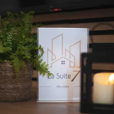 La 7 Urbain Apartment *