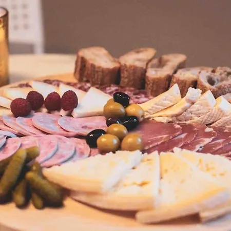 Apartament La 7 Urbain *